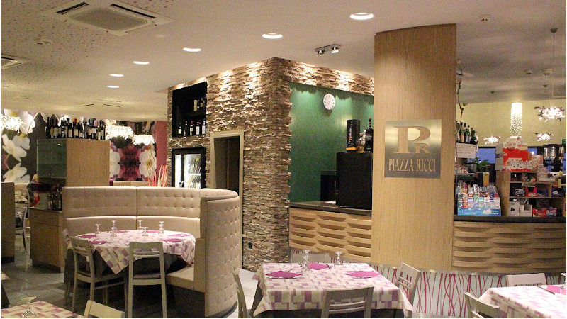 Ristorante Piazza Ricci, ristorante a prezzo fisso a Pesaro
